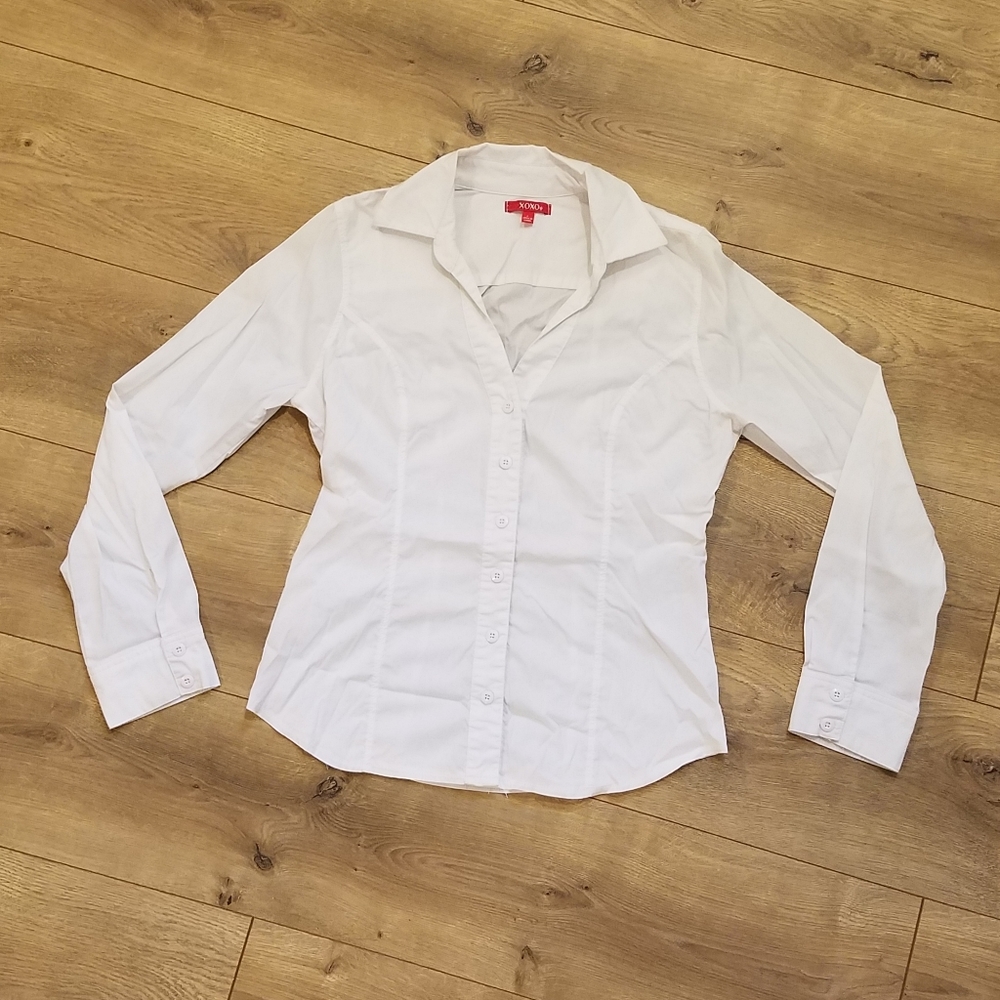 XOXO Long Sleeved Button Down White Top NWOT {LG}